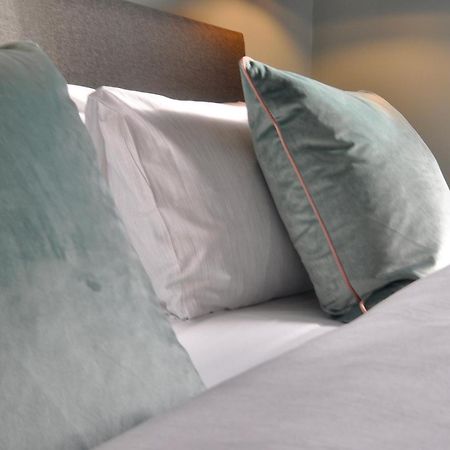Bridge Street Apartments. Boutique Style Luxury, In The Heart Of Taunton. Стая снимка