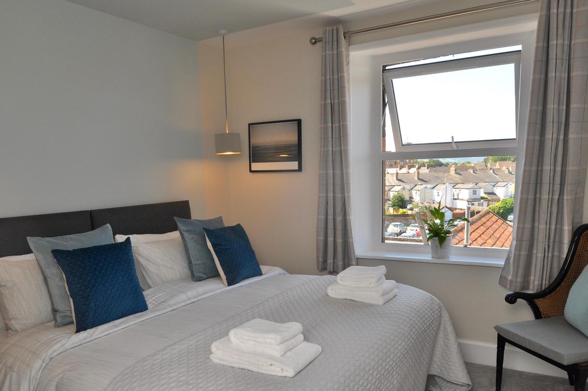 Bridge Street Apartments. Boutique Style Luxury, In The Heart Of Taunton. Стая снимка